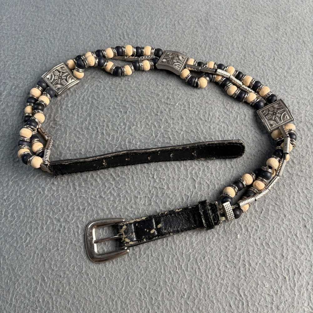 Vintage Southwestern Wood Bead Silver Concho Belt Black Natural Medium Boho